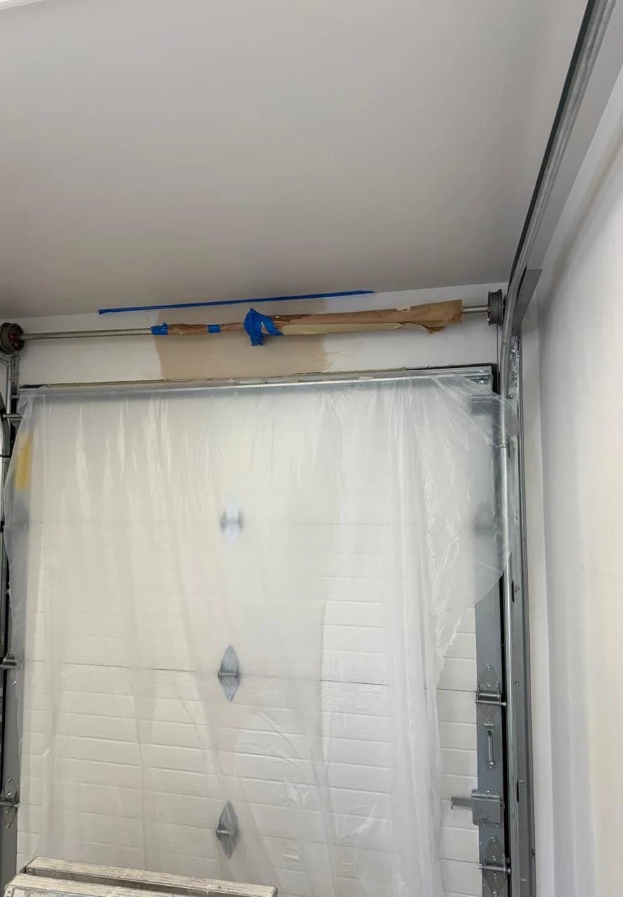 Patch mudded with the door and spring protected